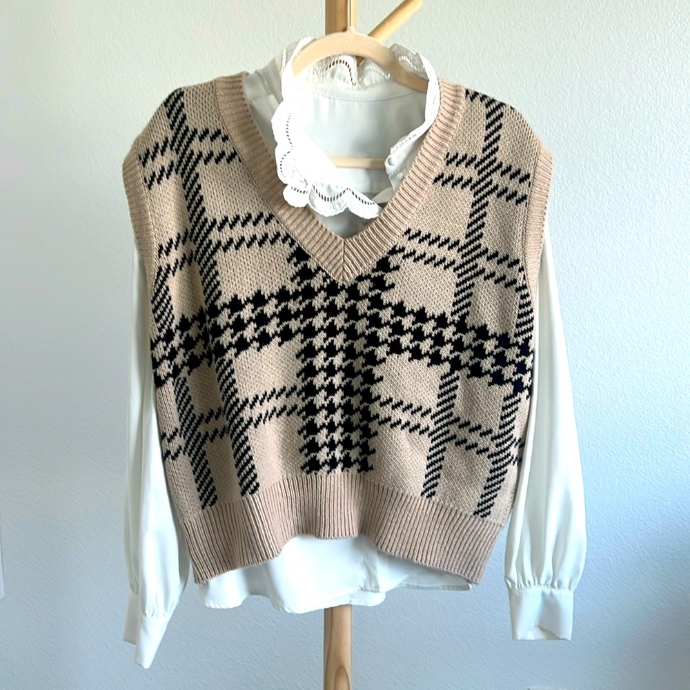Cute plaid sweater